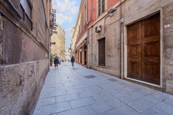Hometolove Marina Cagliari Exterior photo